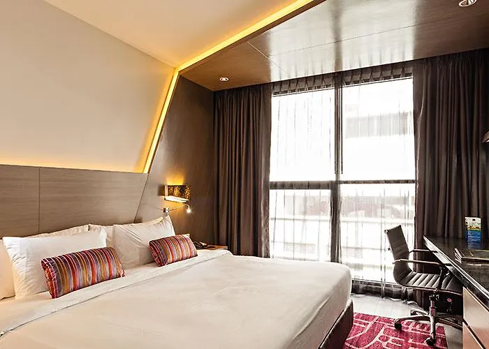 Hyatt Place Sukhumvit 1