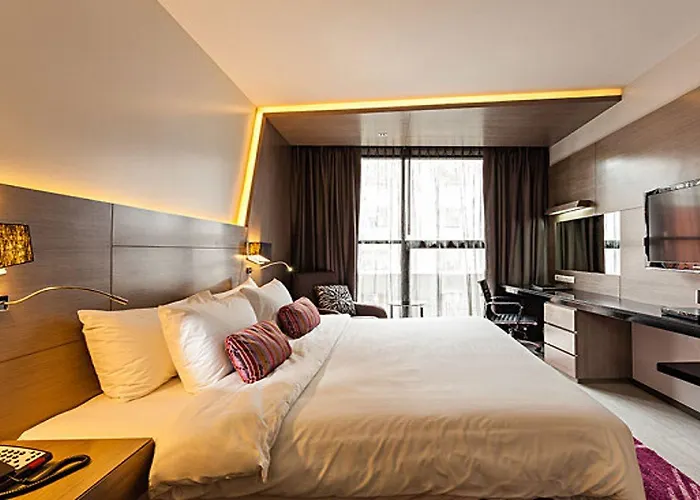 Hotel Hyatt Place Sukhumvit 1 4*