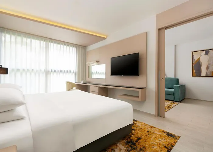 Hotel Hyatt Place Sukhumvit 1 4*