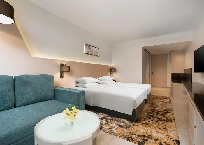 Hyatt Place Sukhumvit 1
