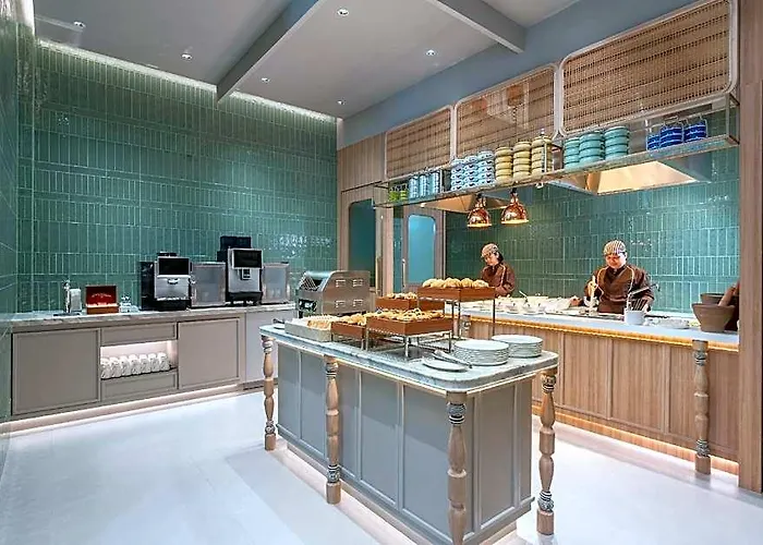 Hotel Hyatt Place Sukhumvit 1 4*
