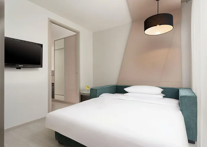 Hyatt Place Sukhumvit 1 4* Bangkok