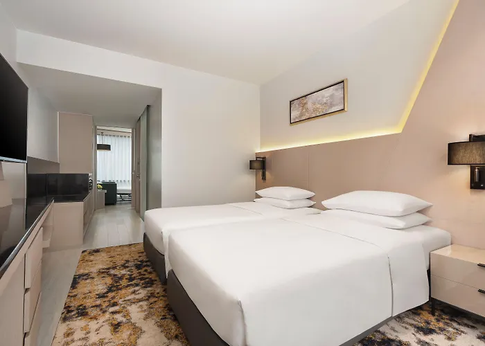 Hyatt Place Sukhumvit 1 4*