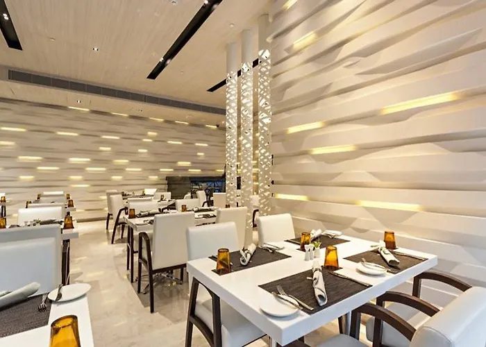 Hyatt Place Sukhumvit 1