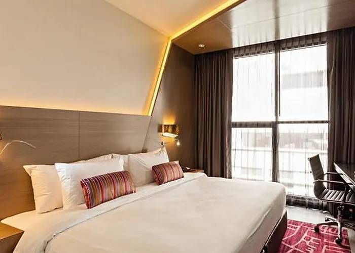 Hotel Hyatt Place Sukhumvit 1 4*